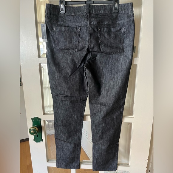 Chaus Sport Women’s Black Indigo Denim - Size 12 - Picture 2 of 10